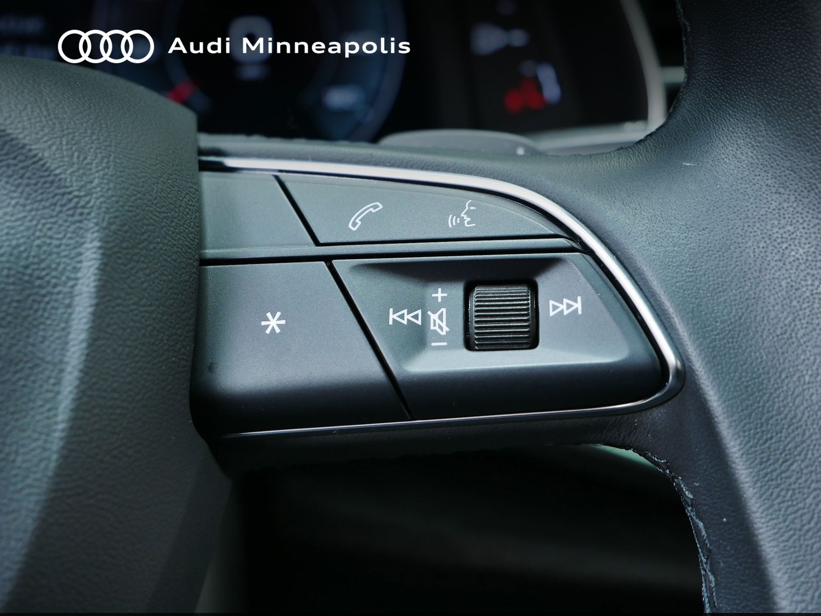 Thumbnail: 2023 Audi Q7 - 21