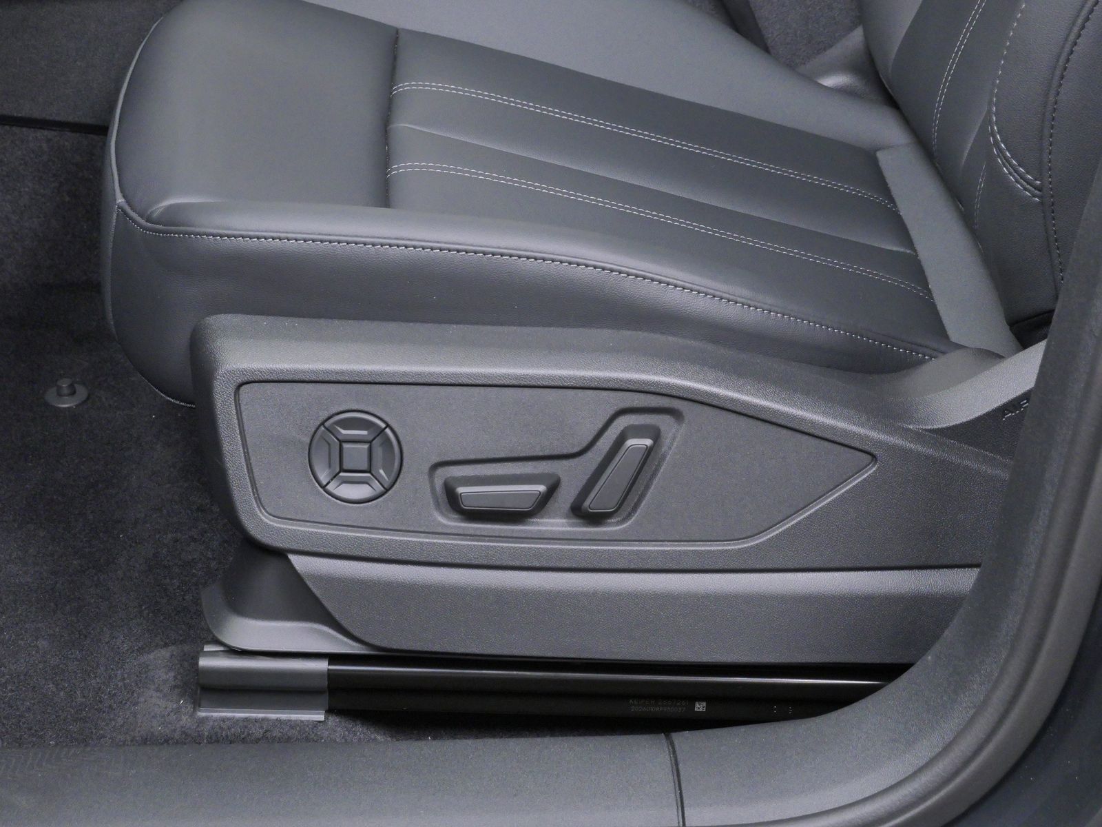 Thumbnail: 2026 Audi Q5 - 11
