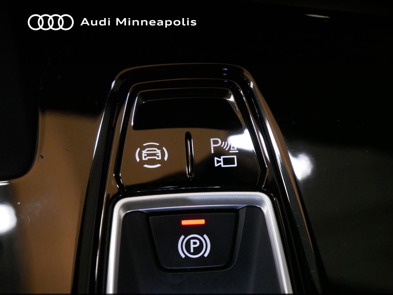 Thumbnail: 2025 Audi Q5 - 24