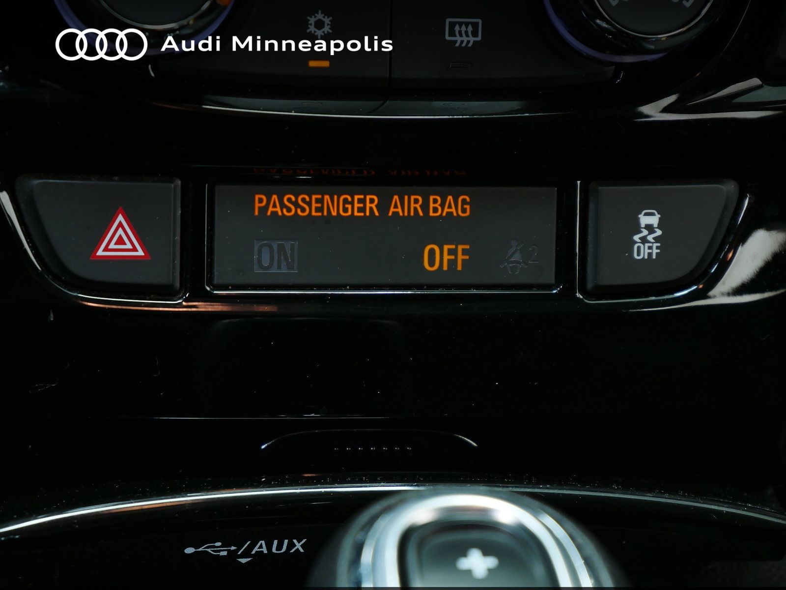 Thumbnail: 2017 Buick Encore - 27