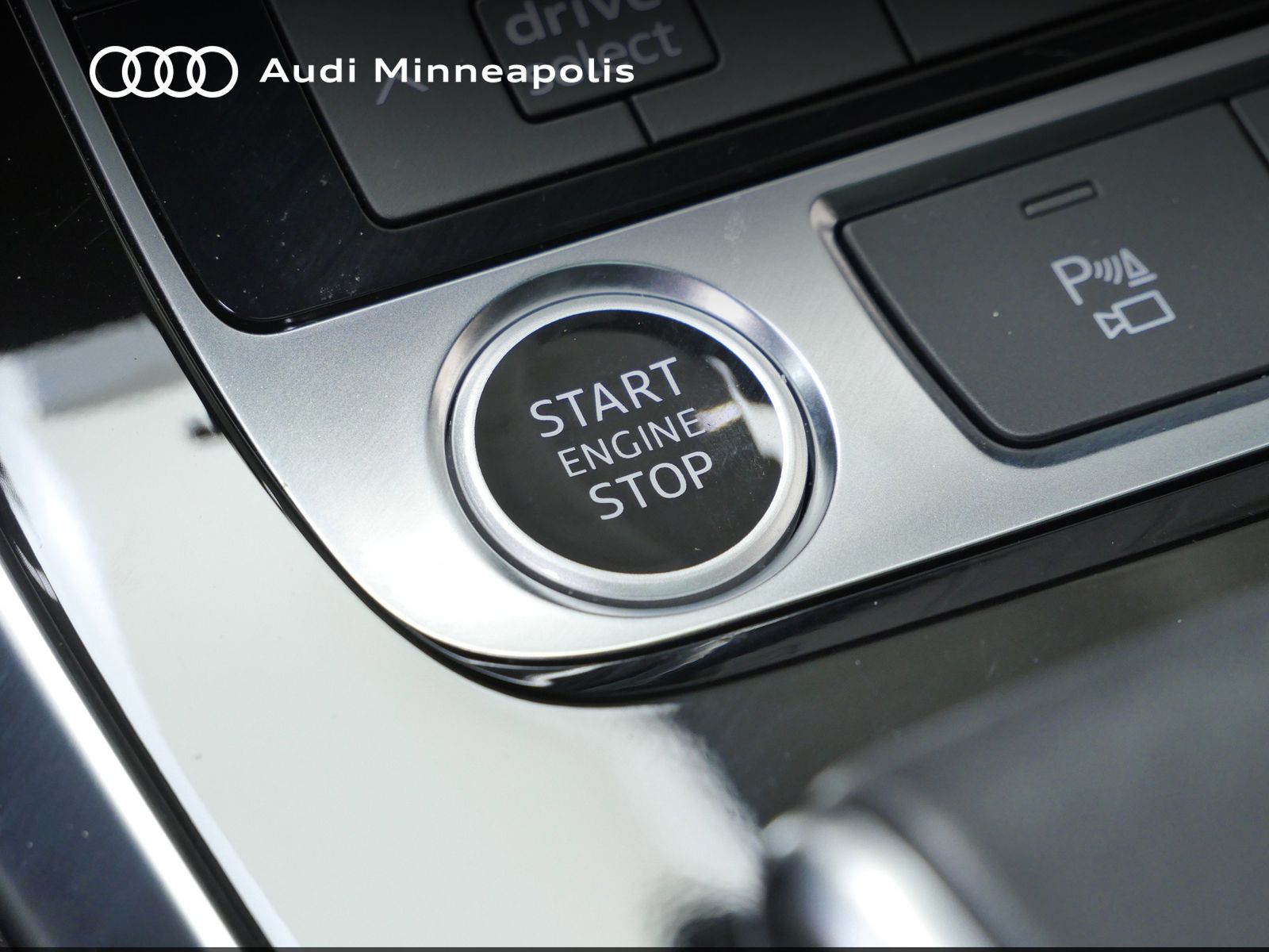 Thumbnail: 2023 Audi Q7 - 29