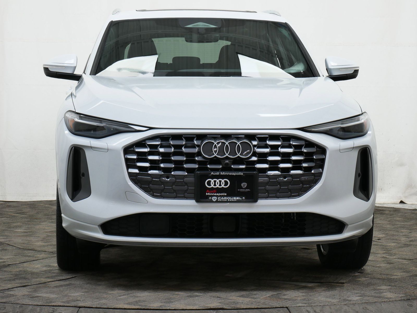 Thumbnail: 2025 Audi Q5 - 9