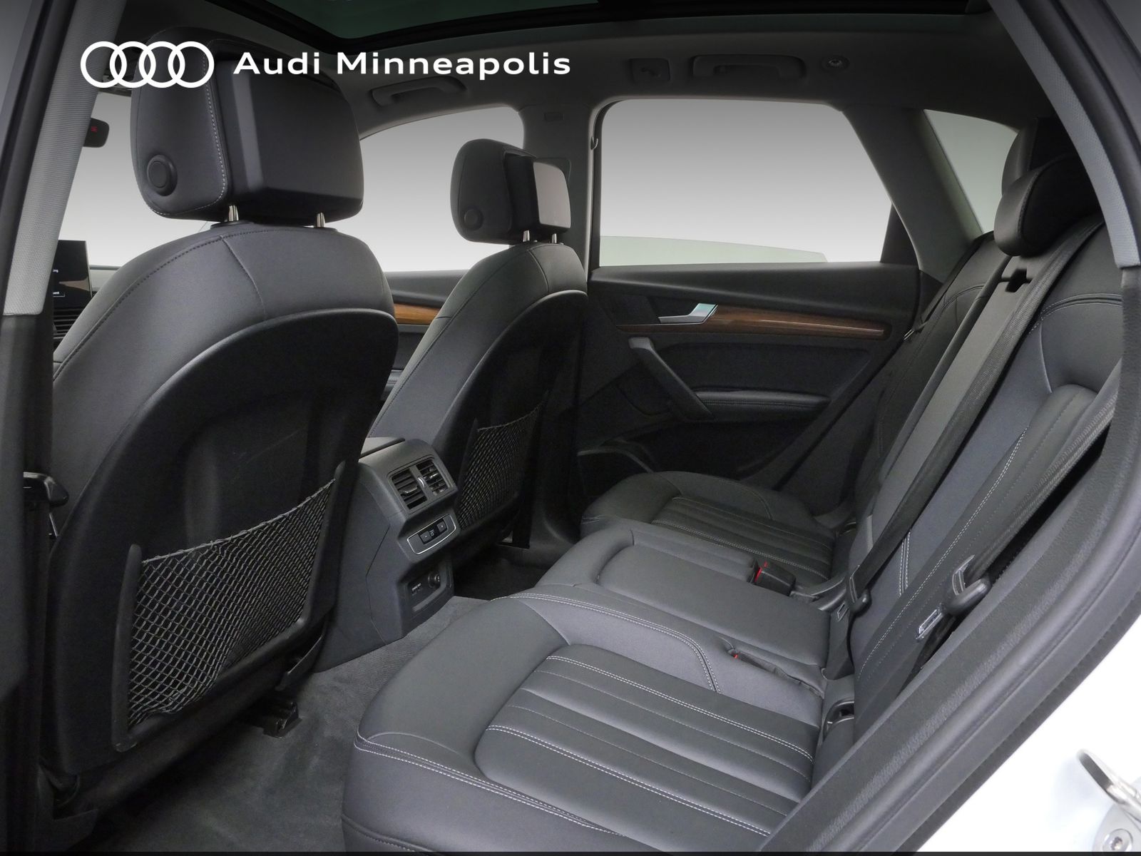 Thumbnail: 2023 Audi Q5 - 16