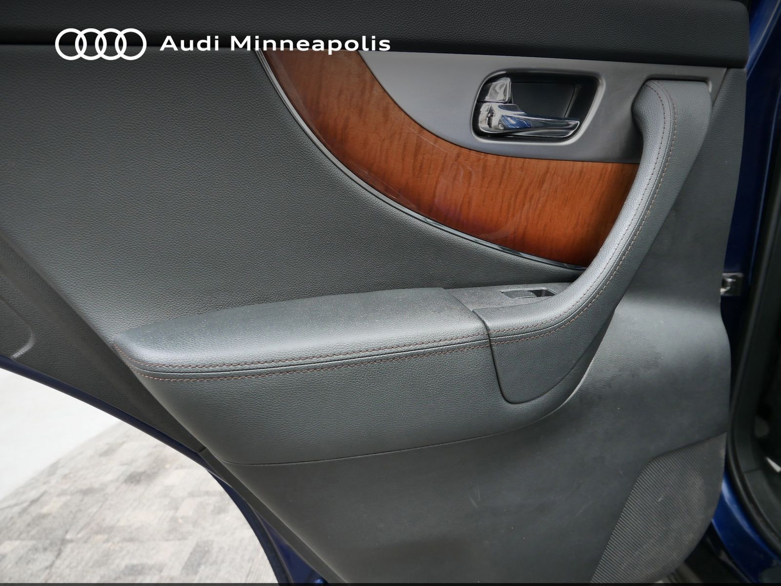 Thumbnail: 2015 INFINITI QX70 - 16