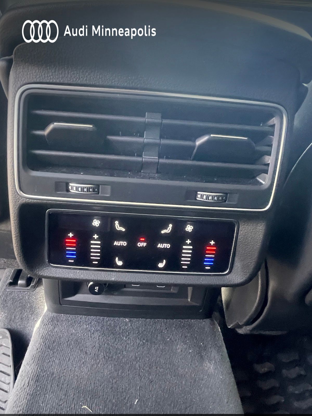 Thumbnail: 2023 Audi Q7 - 34