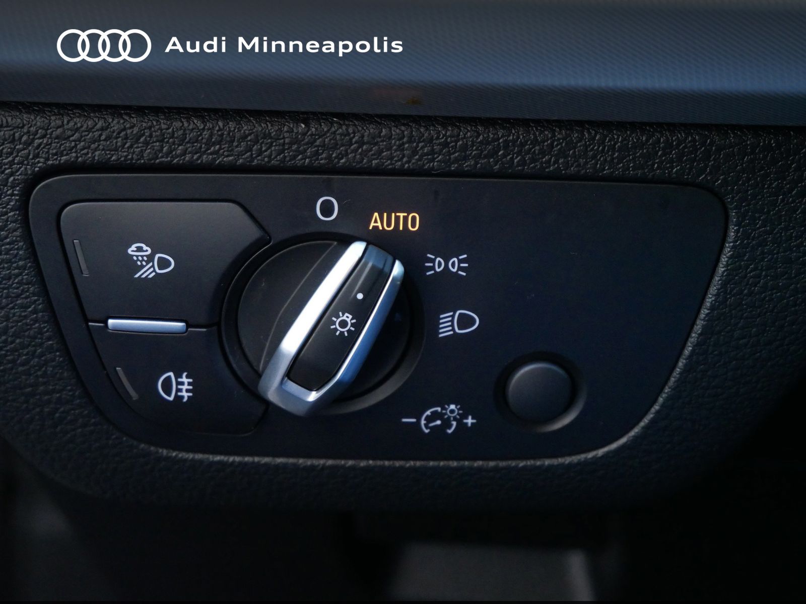 Thumbnail: 2025 Audi Q5 - 21