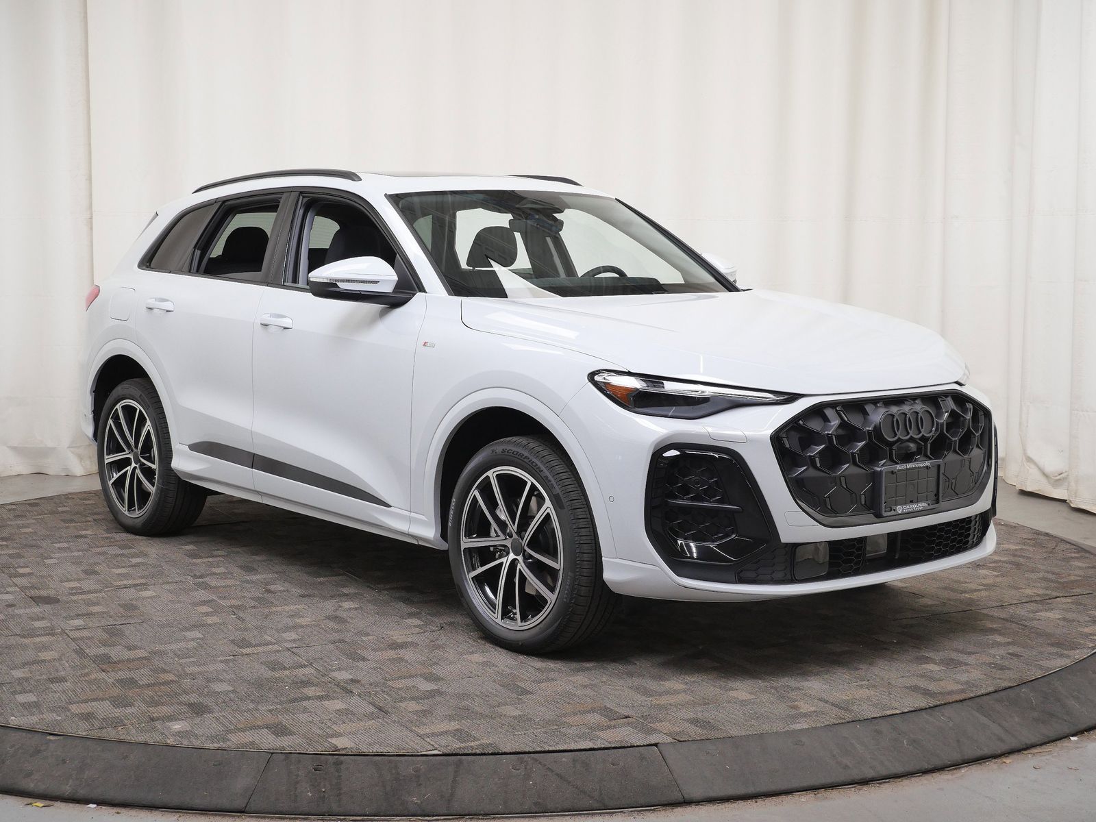 Thumbnail: 2026 Audi Q5 - 8