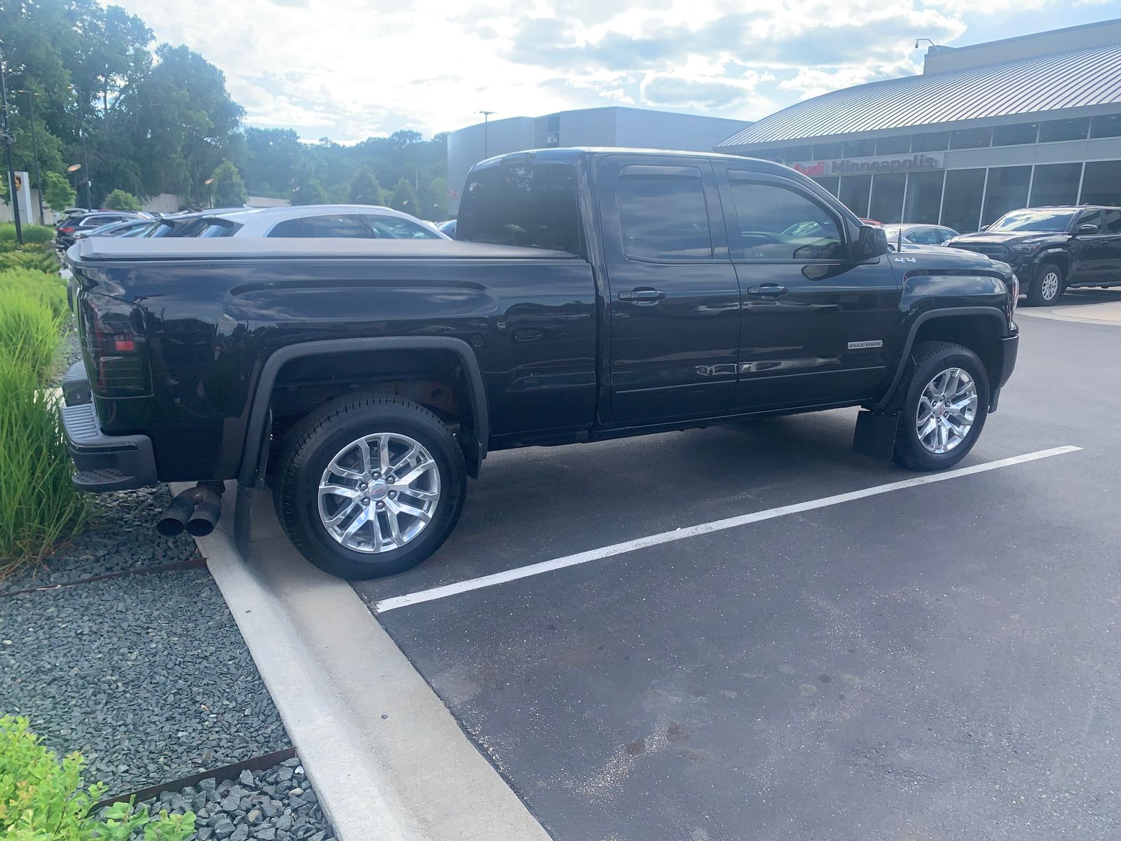 Thumbnail: 2017 GMC Sierra 1500 - 6