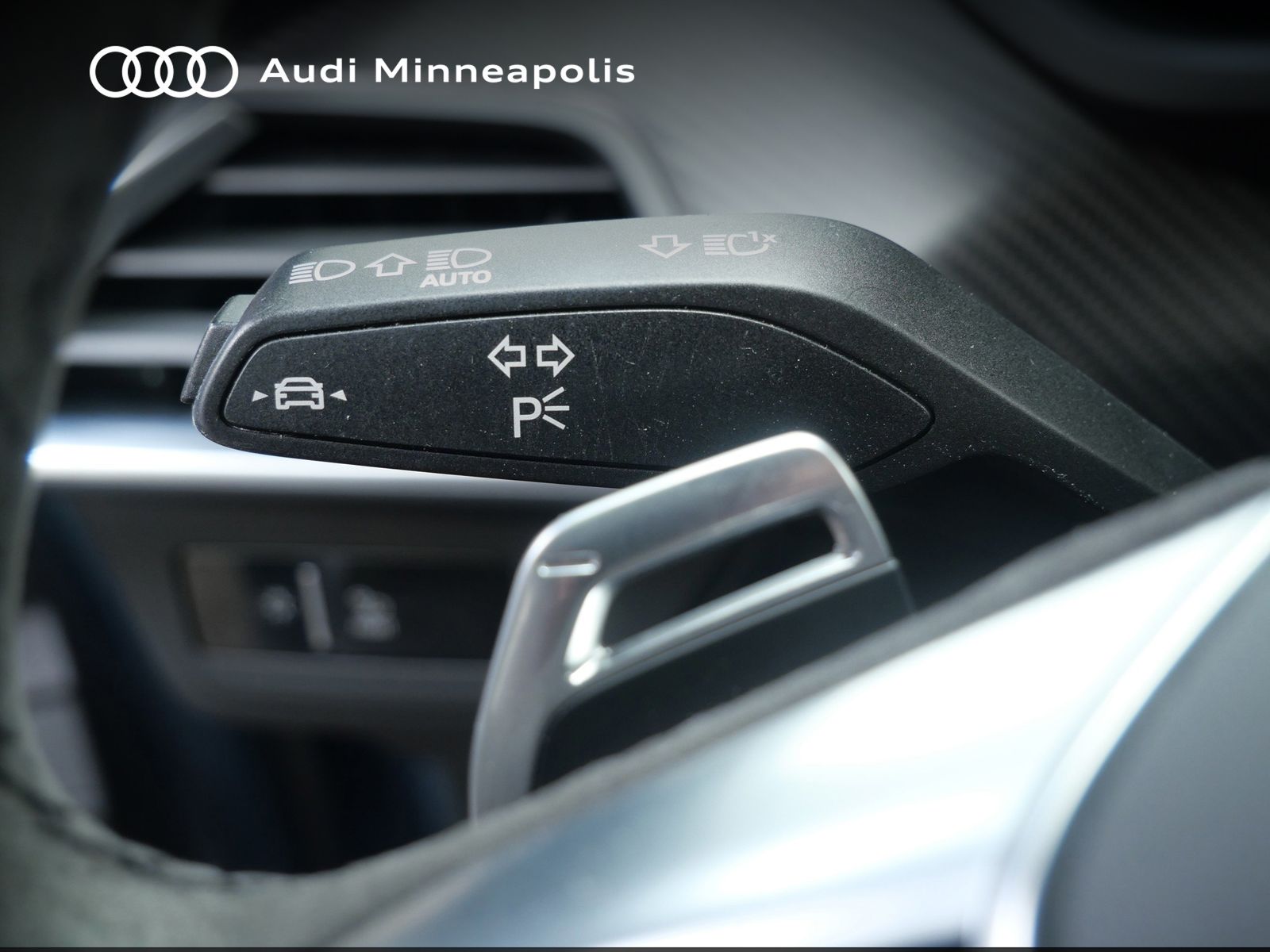 Thumbnail: 2023 Audi e-tron GT - 24