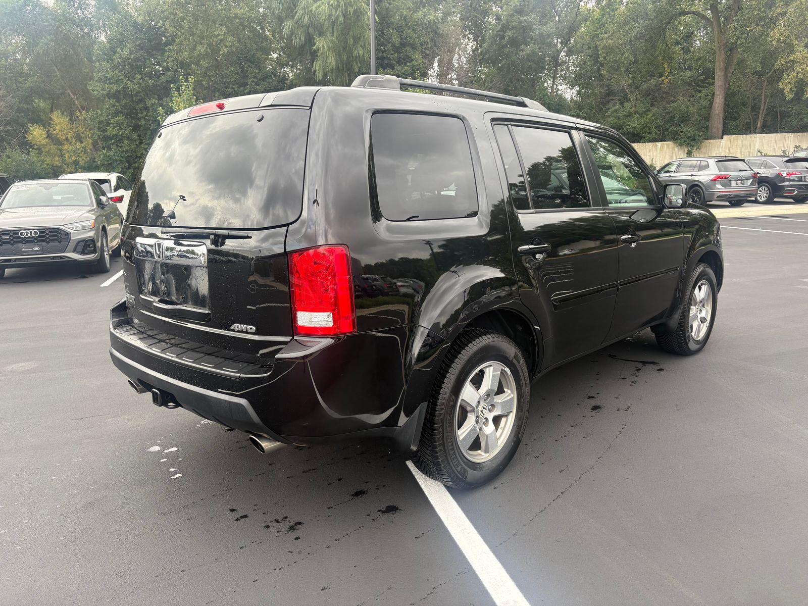 Thumbnail: 2011 Honda Pilot - 6