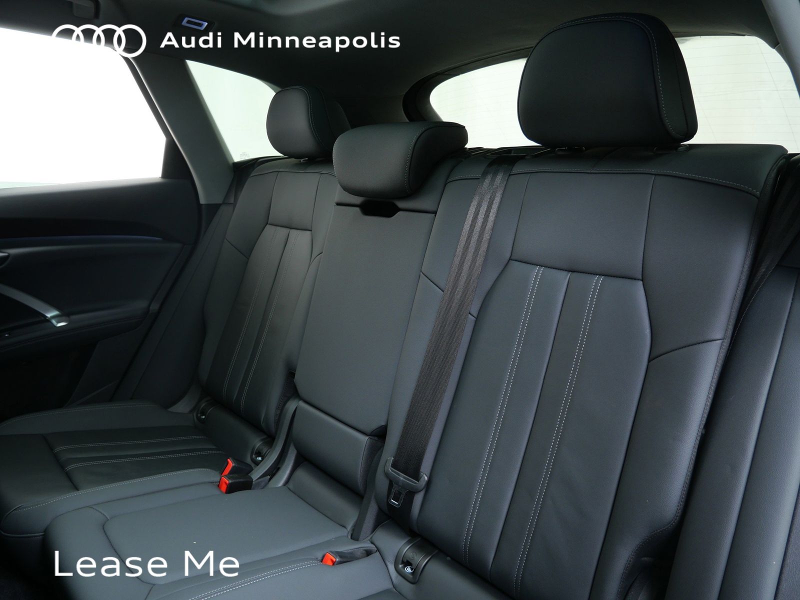 Thumbnail: 2025 Audi Q5 - 14