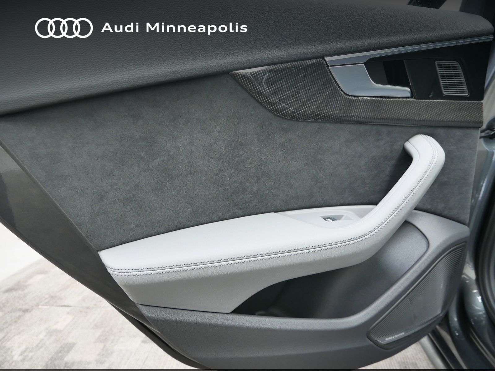 Thumbnail: 2022 Audi S4 - 17