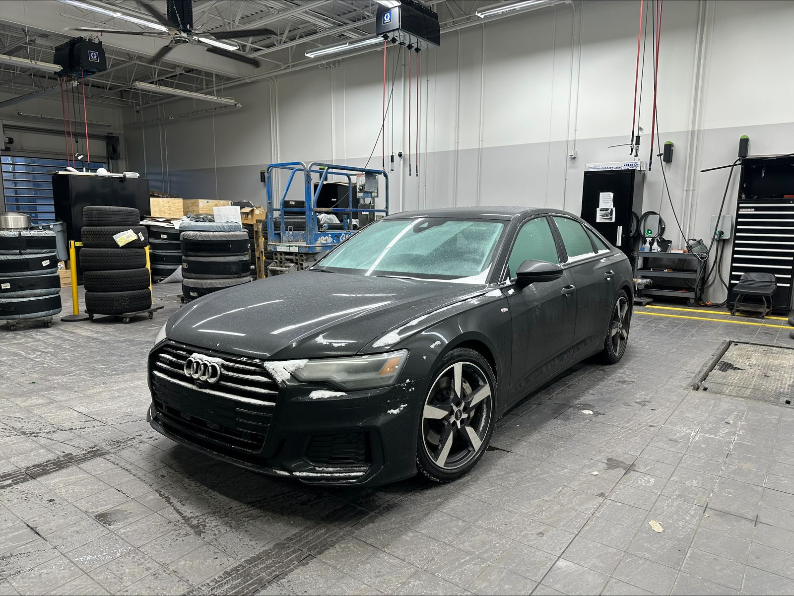 Thumbnail: 2021 Audi A6 - 1