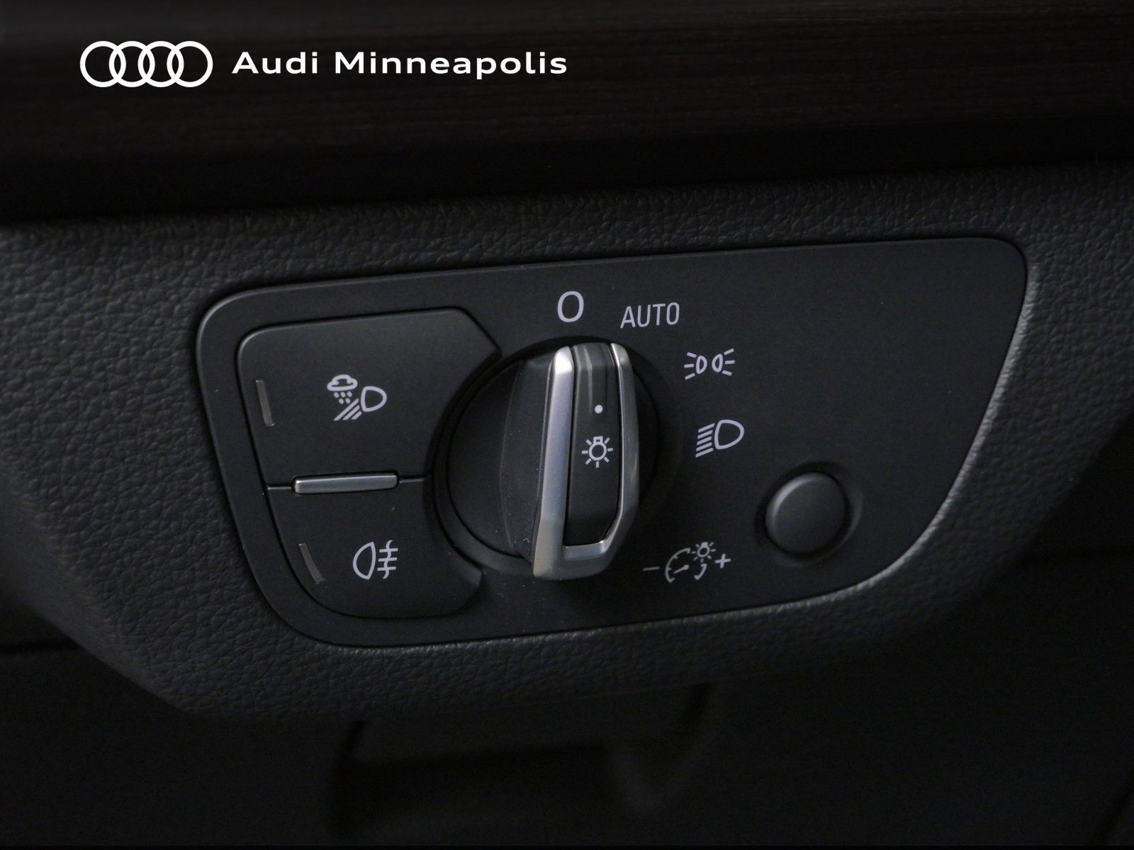 Thumbnail: 2023 Audi Q5 - 20