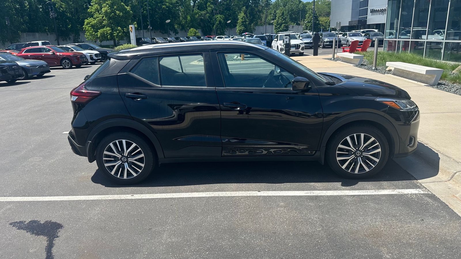 Thumbnail: 2021 Nissan Kicks - 8