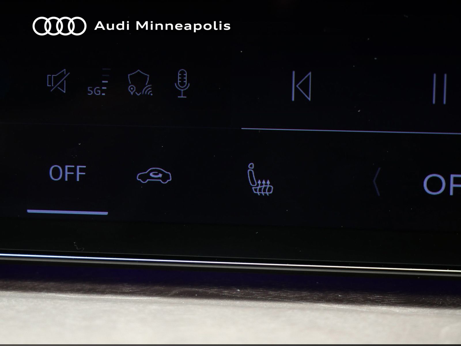 Thumbnail: 2025 Audi Q5 - 27