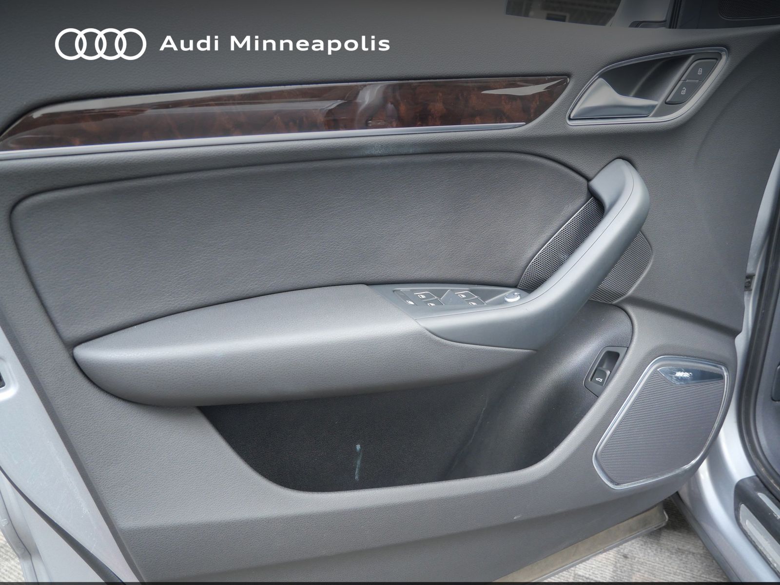 Thumbnail: 2015 Audi Q3 - 12