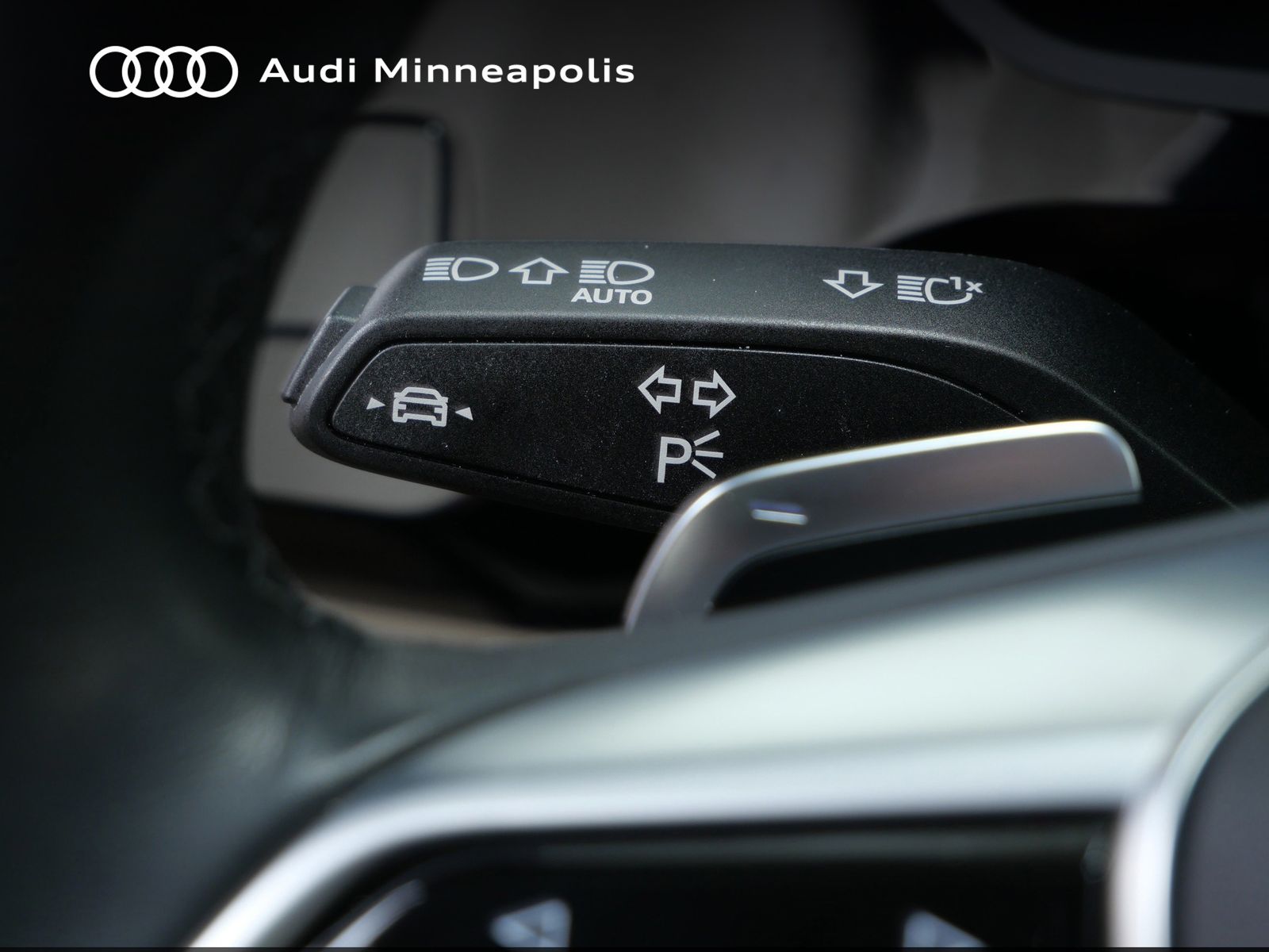 Thumbnail: 2024 Audi Q8 e-tron - 25