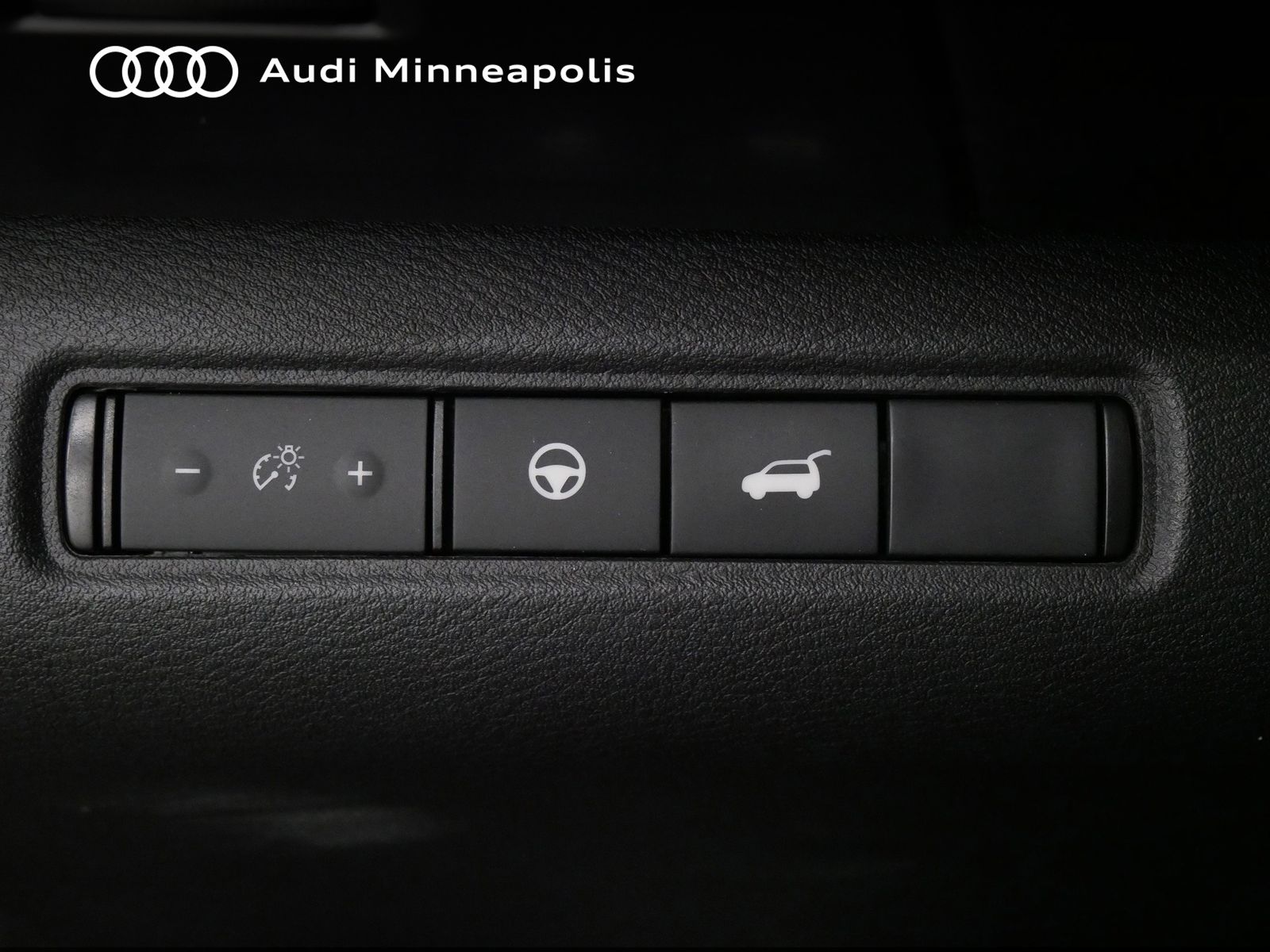 Thumbnail: 2023 Nissan Pathfinder - 19