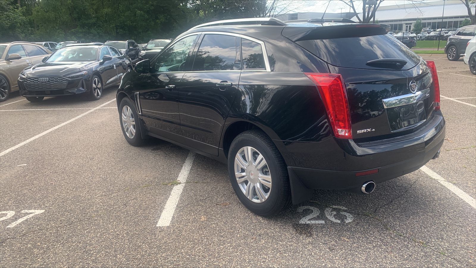 Thumbnail: 2015 Cadillac SRX - 4