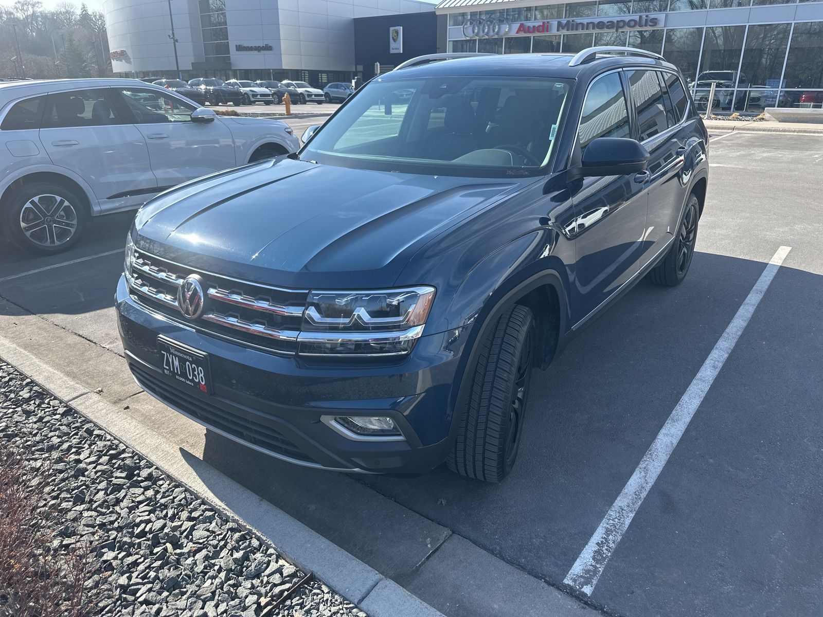 Thumbnail: 2019 Volkswagen Atlas - 4