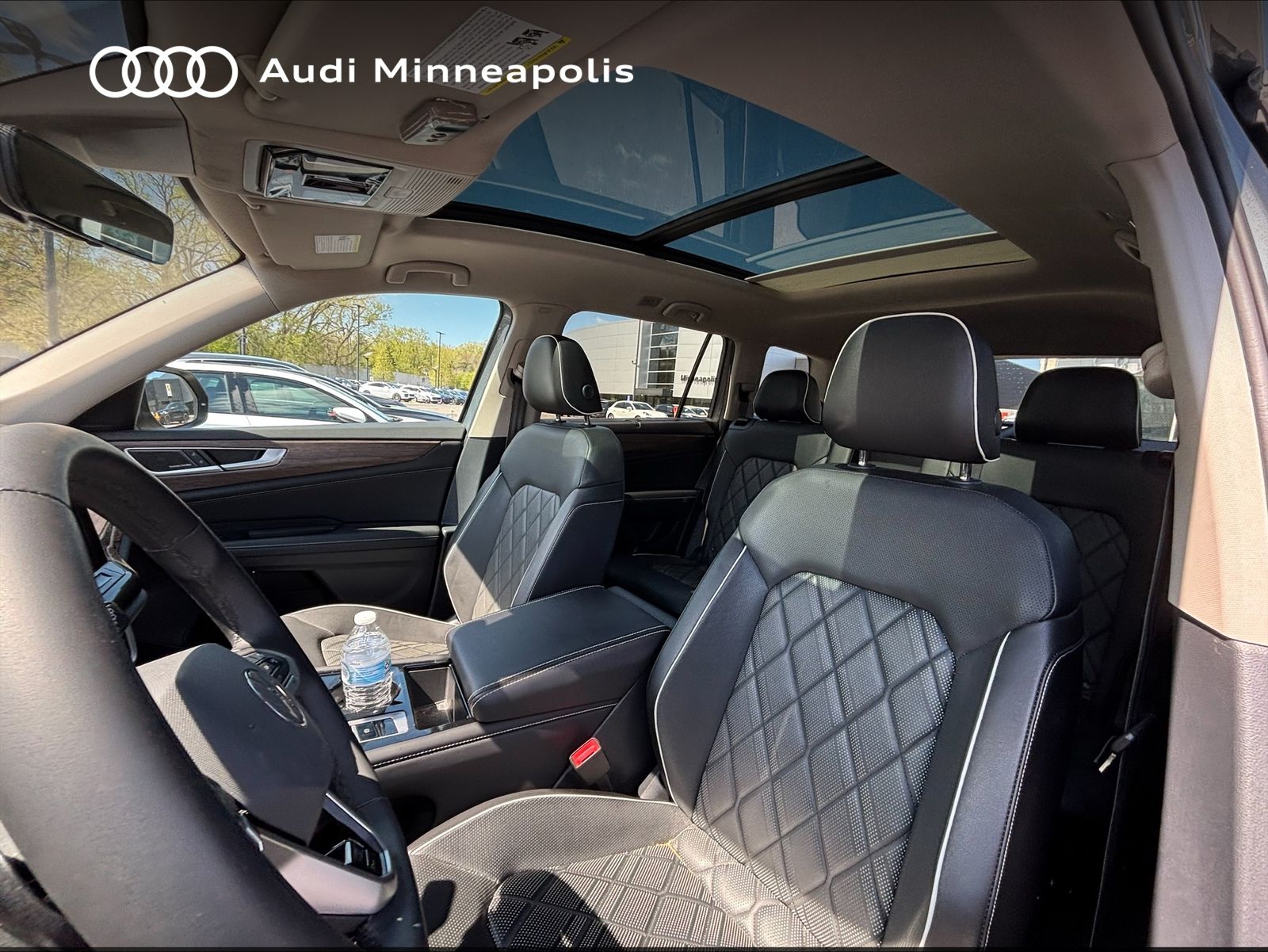 Thumbnail: 2024 Volkswagen Atlas - 14