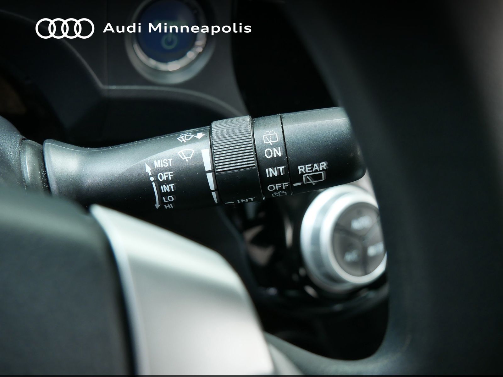 Thumbnail: 2015 Toyota Prius c - 20