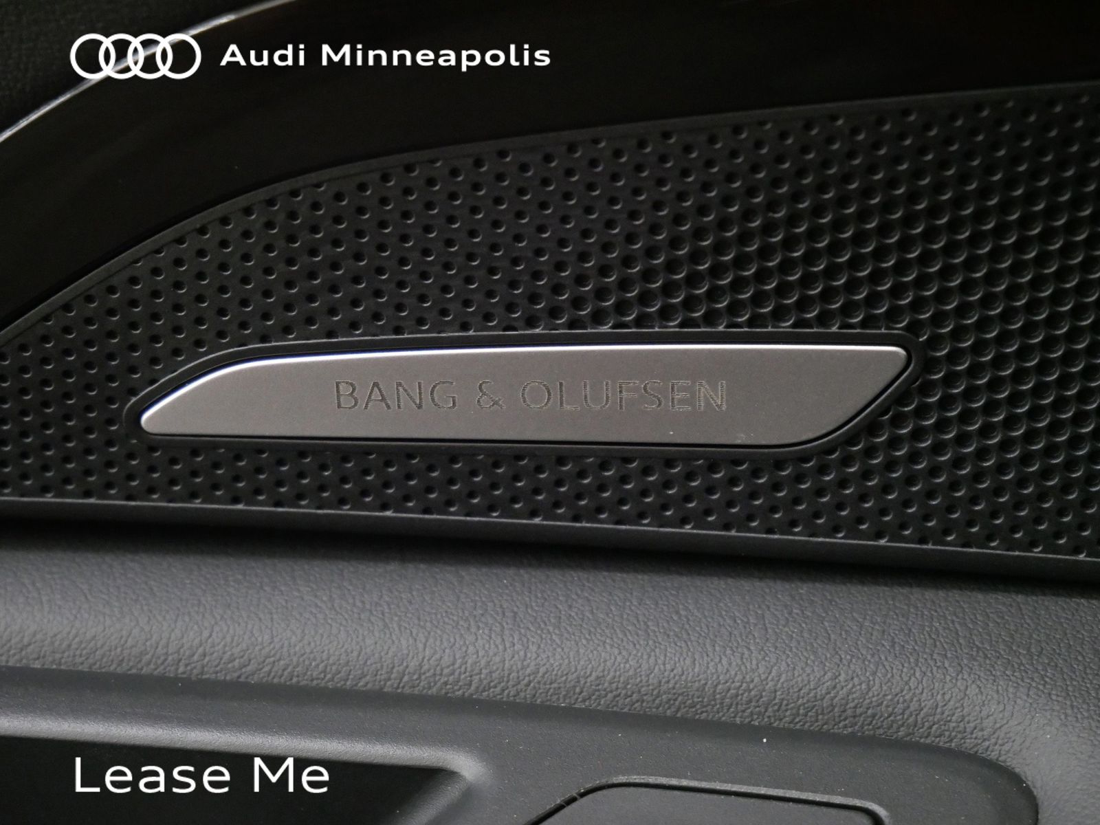 Thumbnail: 2025 Audi Q5 - 19