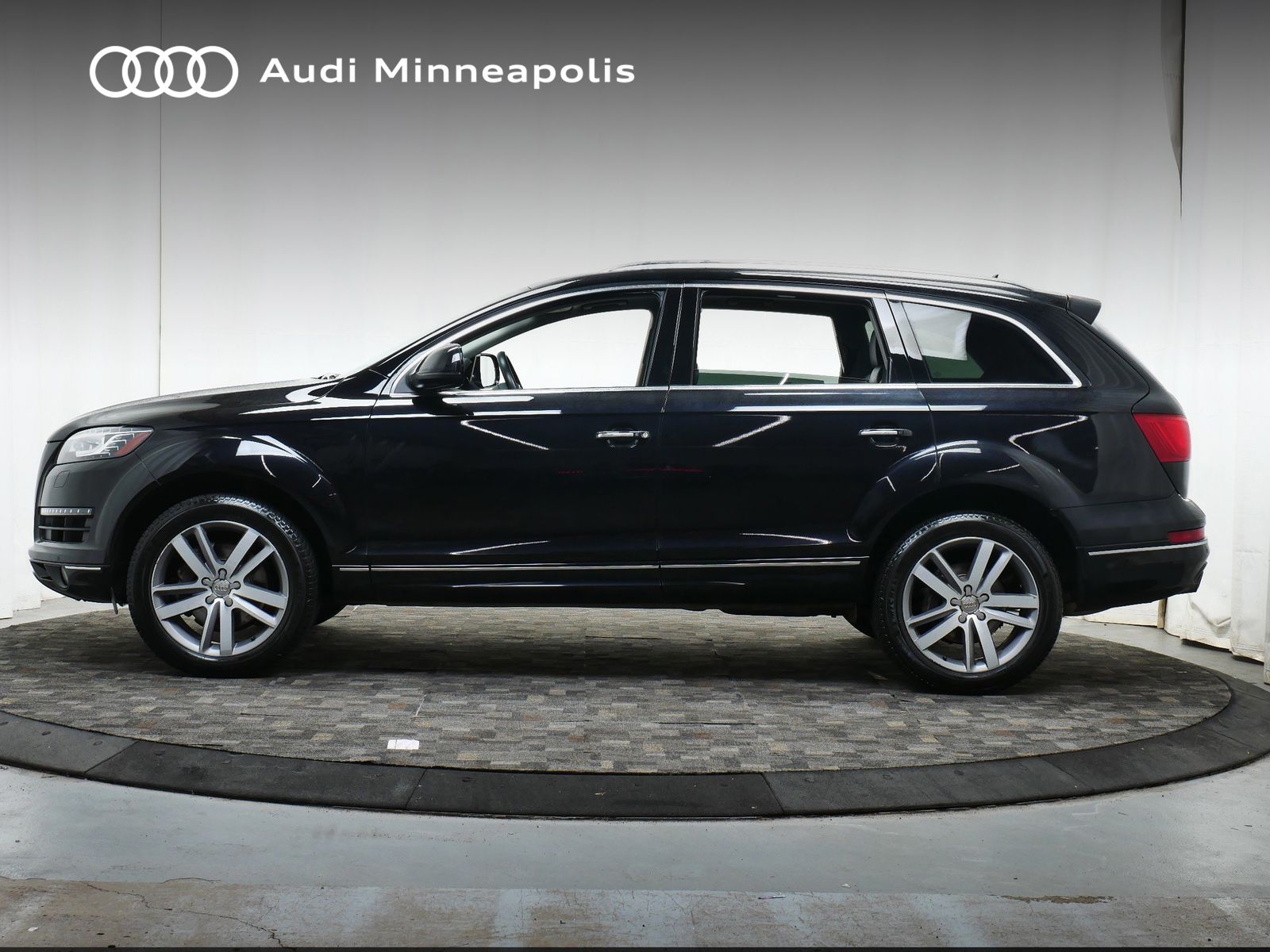 Thumbnail: 2014 Audi Q7 - 3