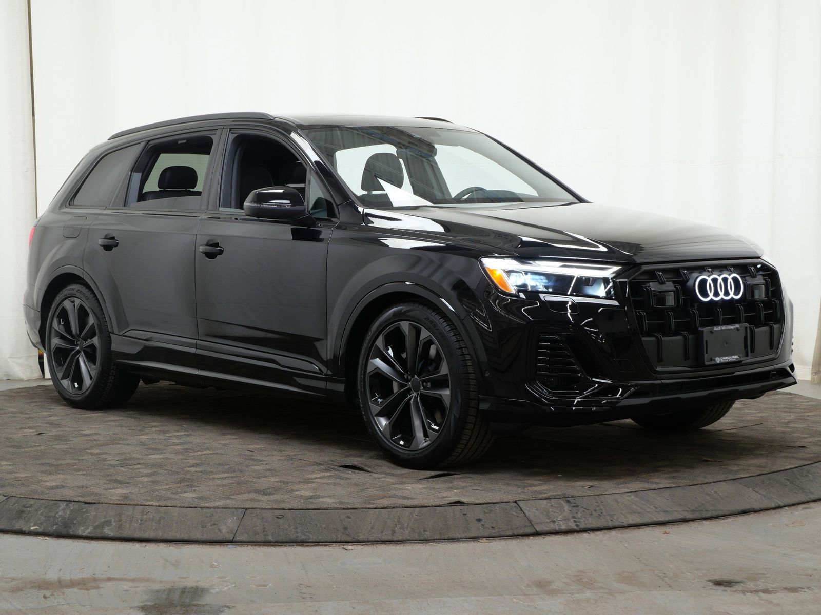 Thumbnail: 2026 Audi Q7 - 8