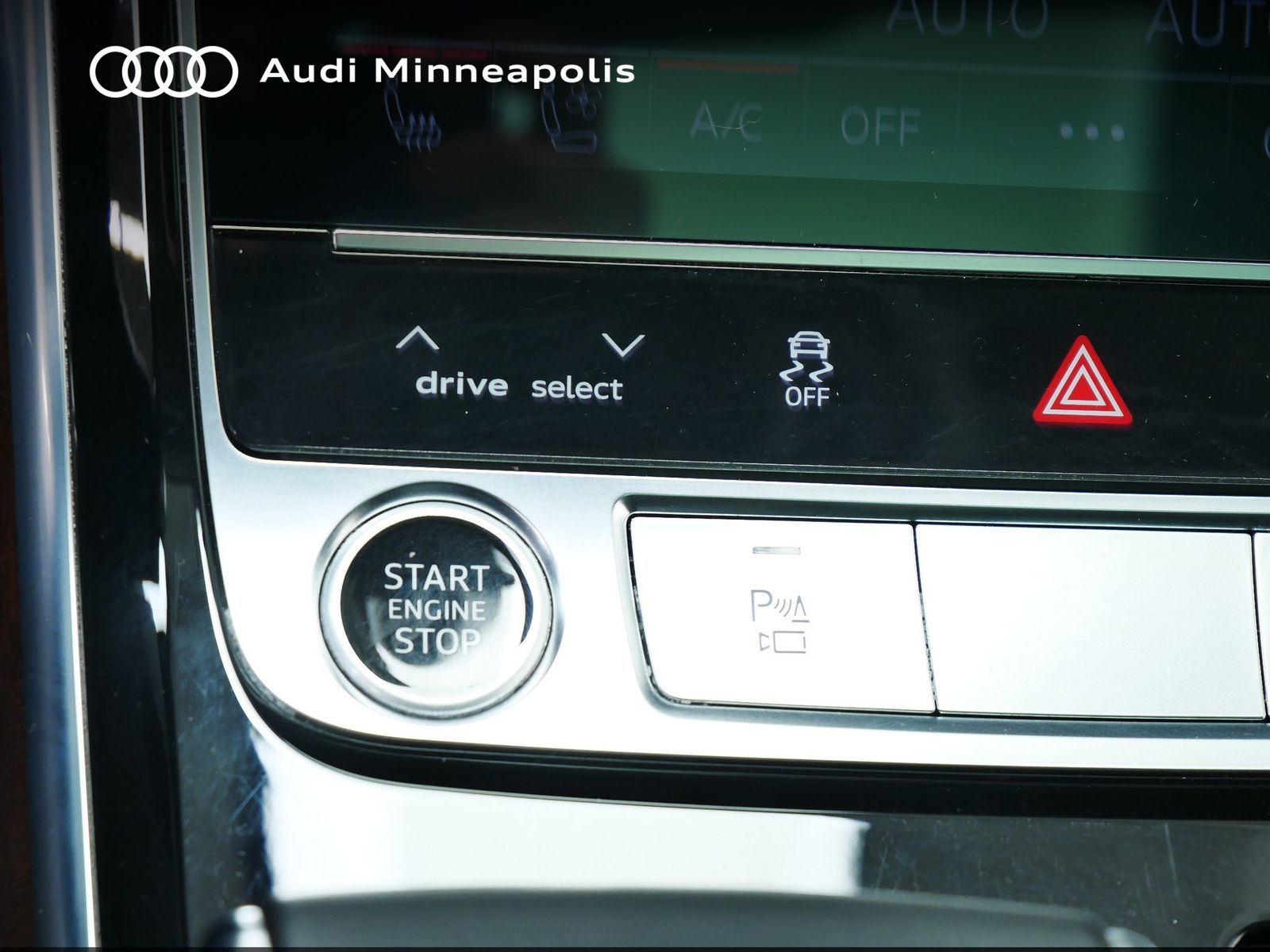 Thumbnail: 2022 Audi A8 - 28