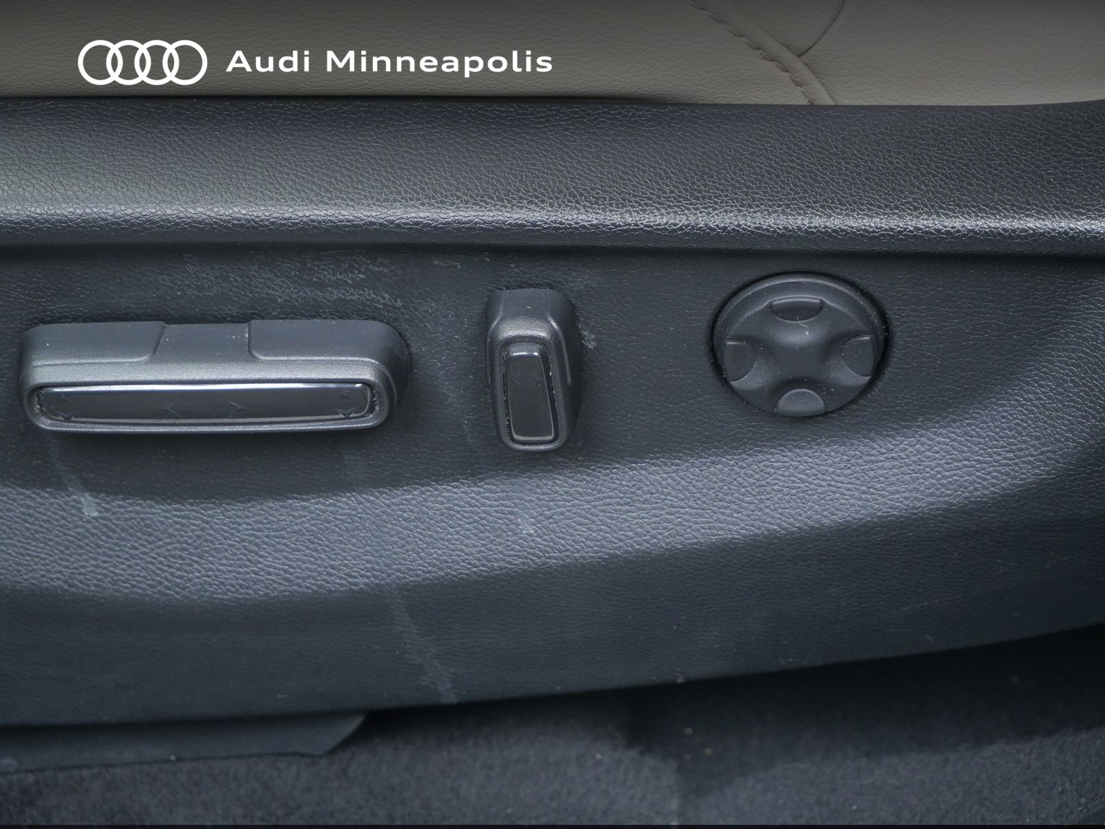 Thumbnail: 2017 Honda CR-V - 11