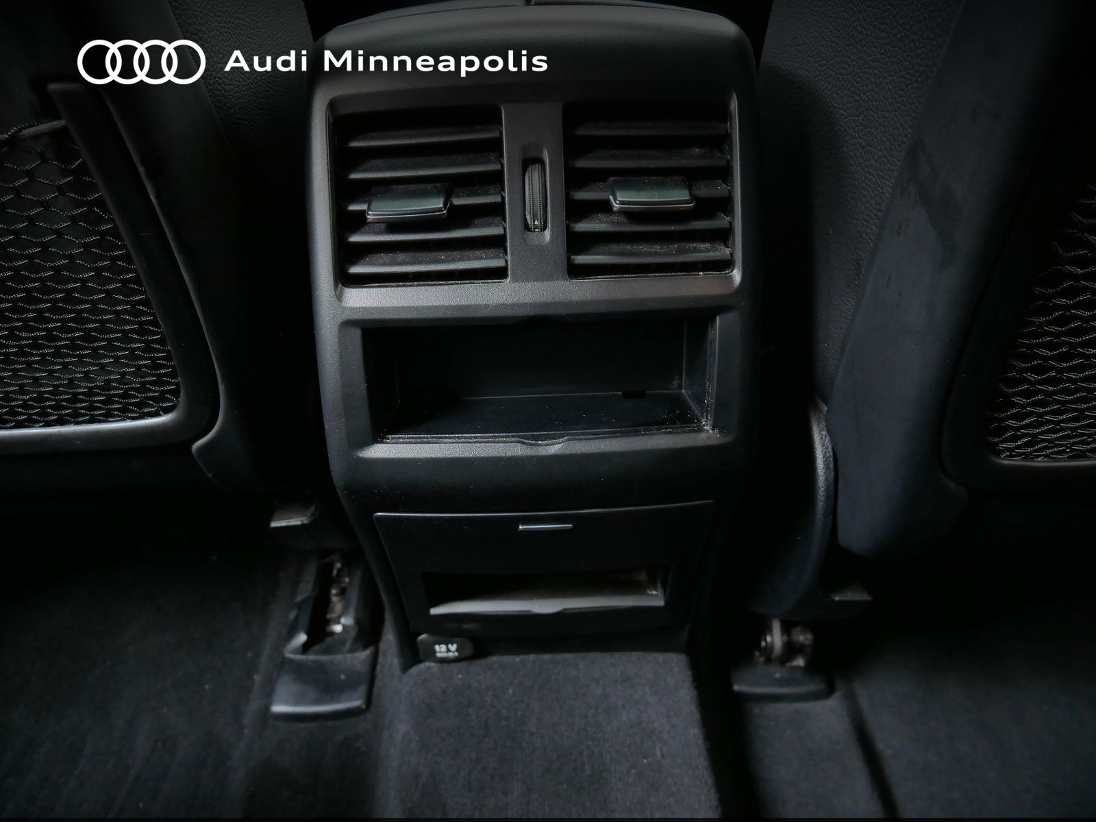 Thumbnail: 2015 Mercedes-Benz M-Class - 16