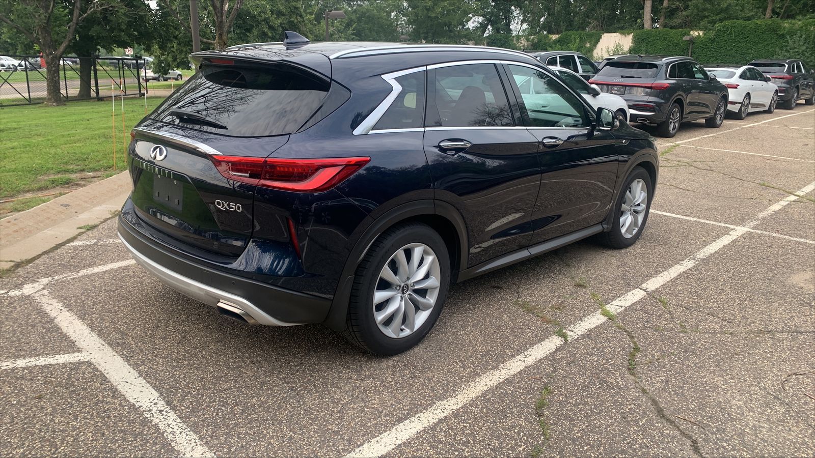Thumbnail: 2019 INFINITI QX50 - 4