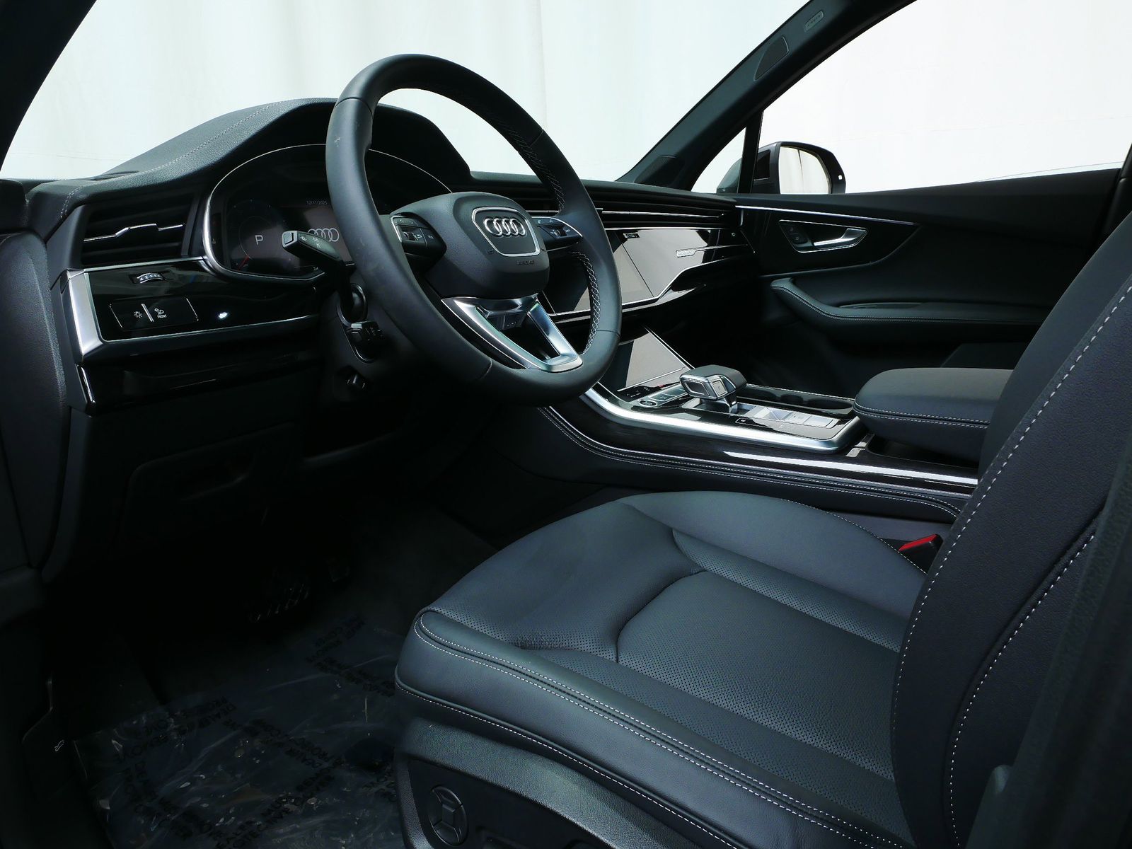 Thumbnail: 2026 Audi Q7 - 2