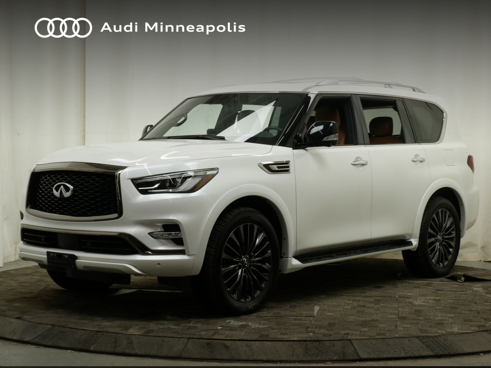 Thumbnail: 2024 INFINITI QX80 - 1