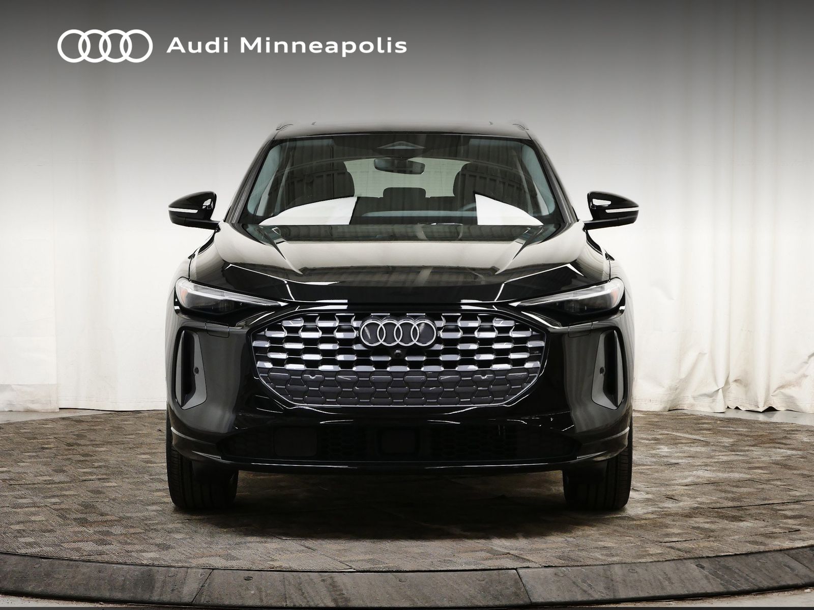 Thumbnail: 2025 Audi Q5 - 11