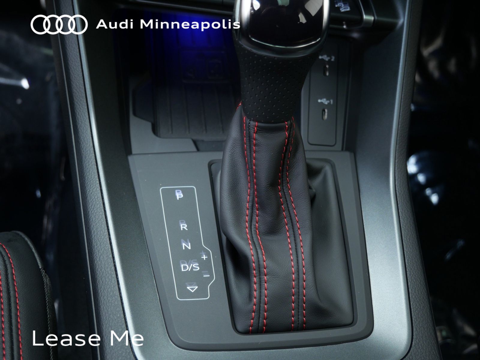 Thumbnail: 2025 Audi Q3 - 23