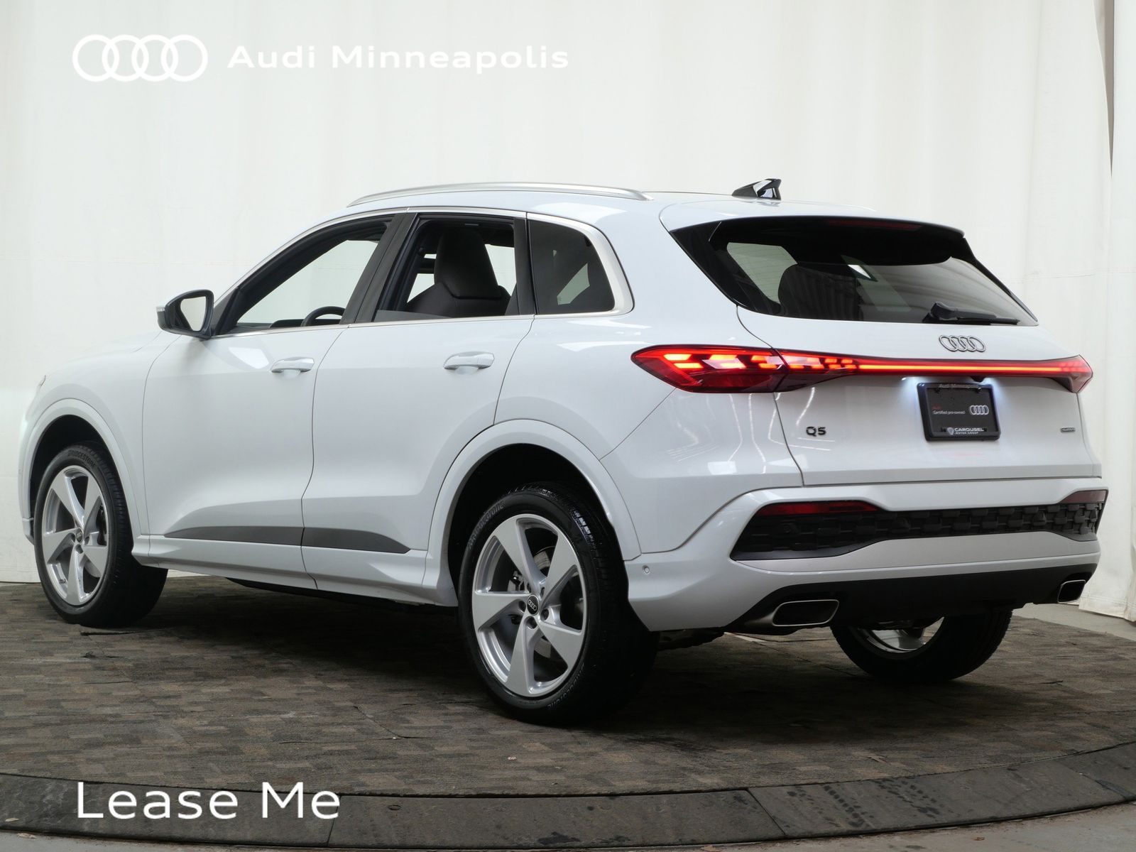 Thumbnail: 2025 Audi Q5 - 4