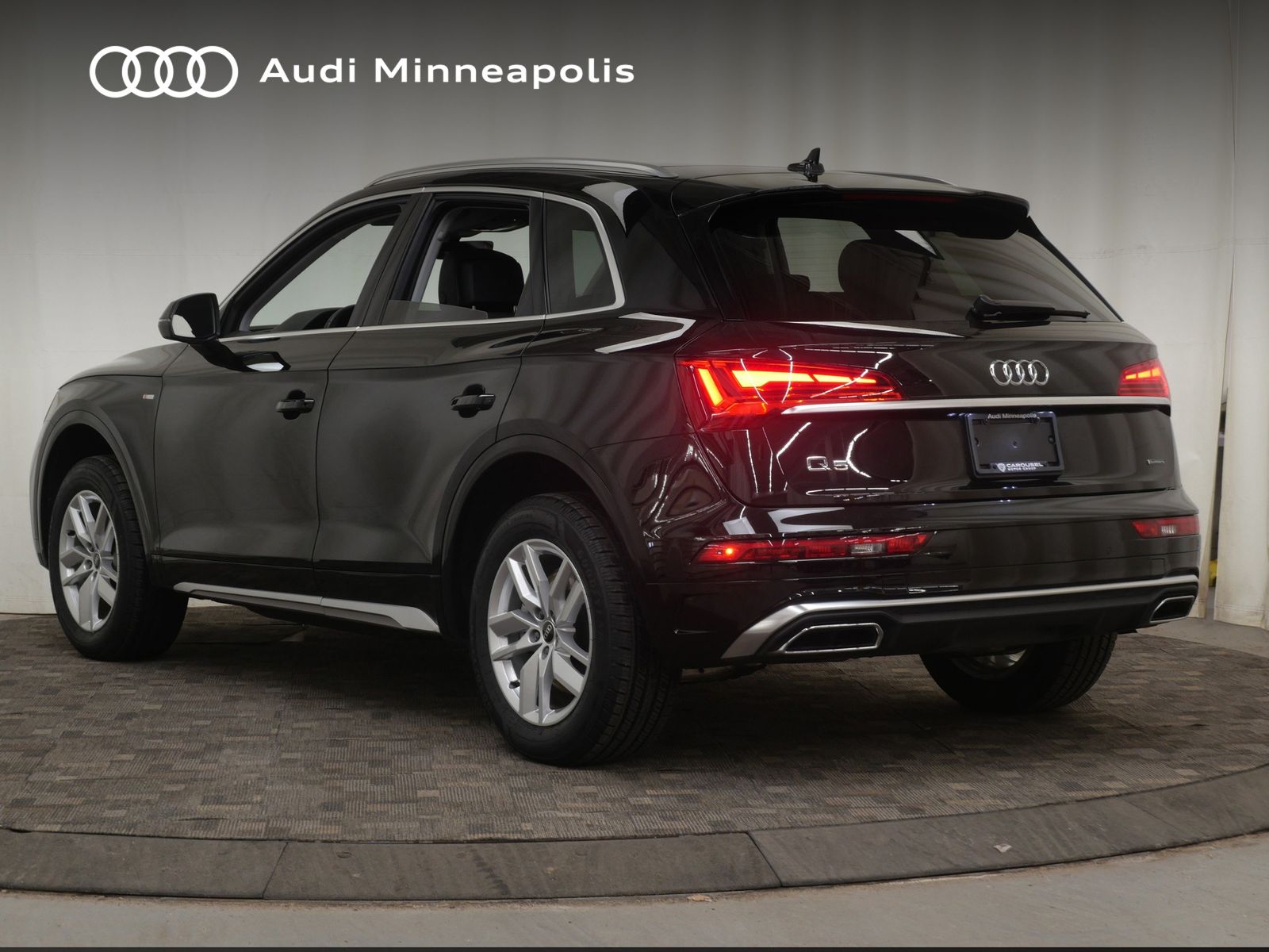 Thumbnail: 2023 Audi Q5 - 5