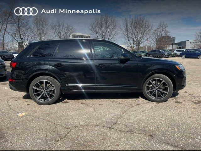 Thumbnail: 2023 Audi Q7 - 11