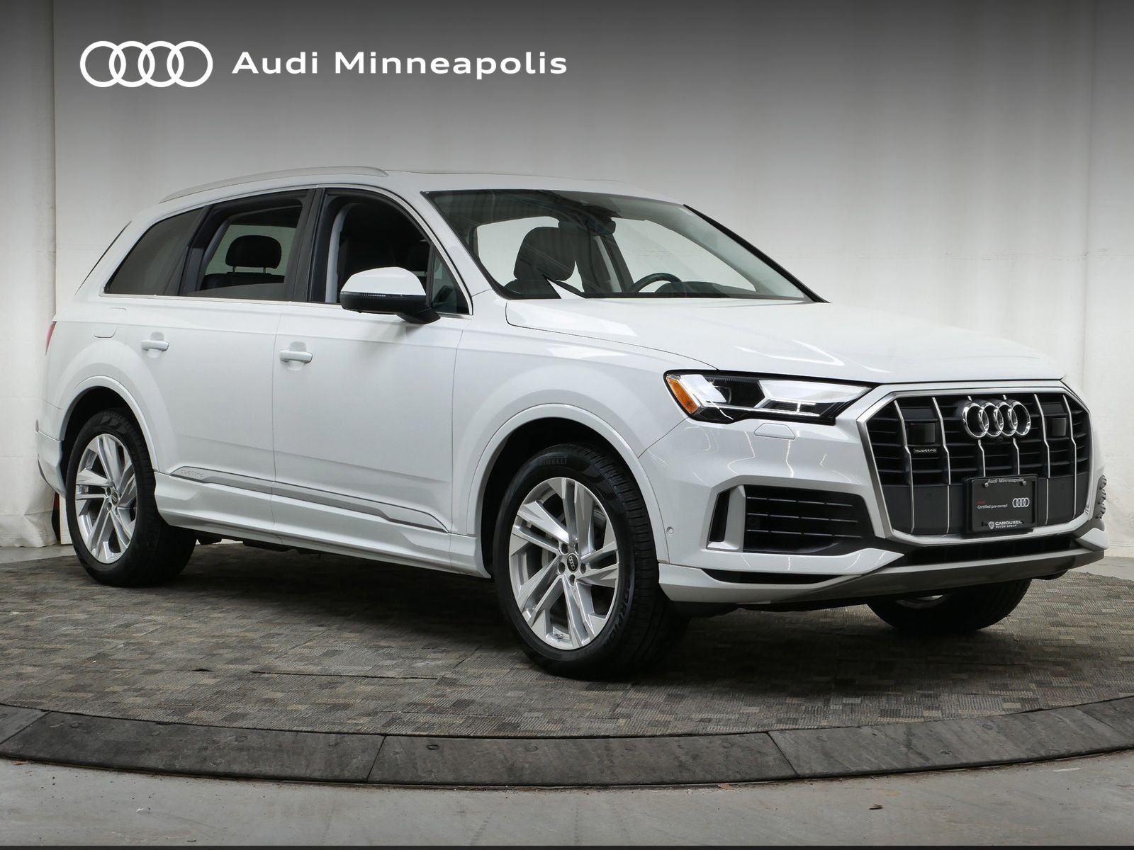 Thumbnail: 2023 Audi Q7 - 10
