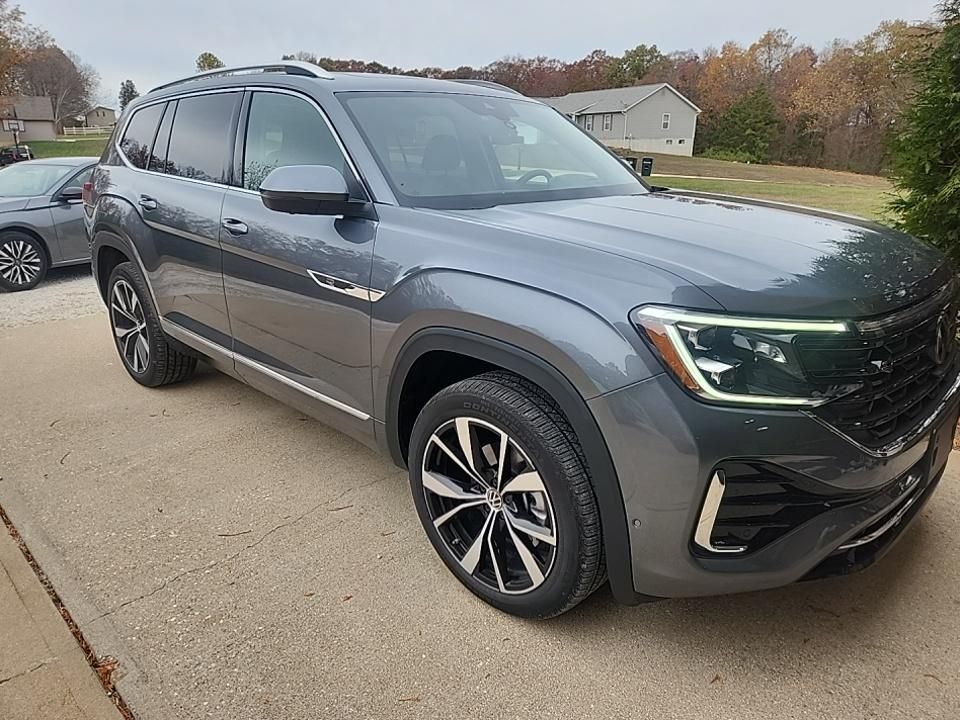 Thumbnail: 2024 Volkswagen Atlas - 3