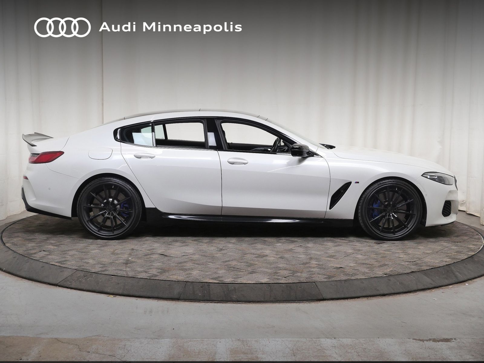 Thumbnail: 2020 BMW 8 Series - 8