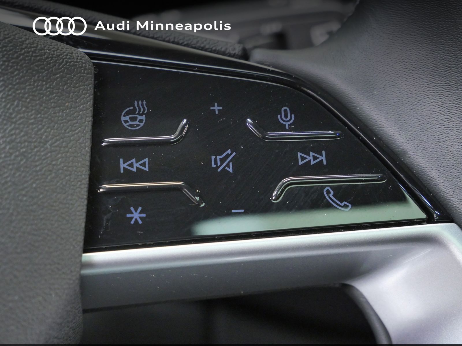 Thumbnail: 2025 Audi Q5 - 21
