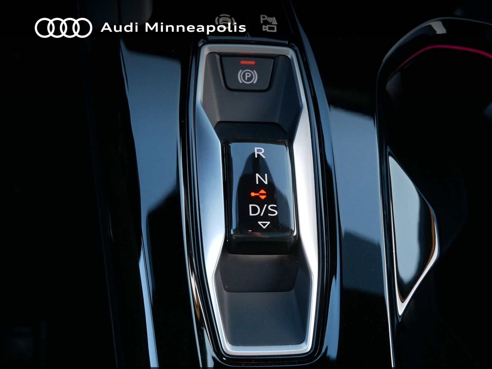 Thumbnail: 2025 Audi Q5 - 26