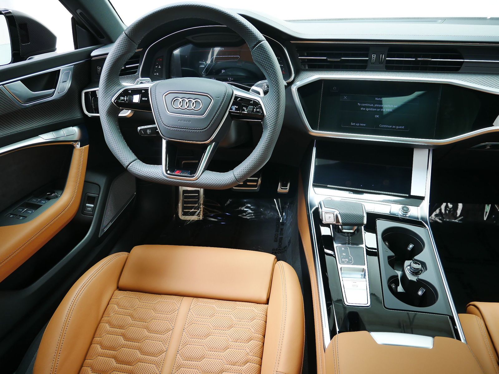 Thumbnail: 2025 Audi RS 7 - 13