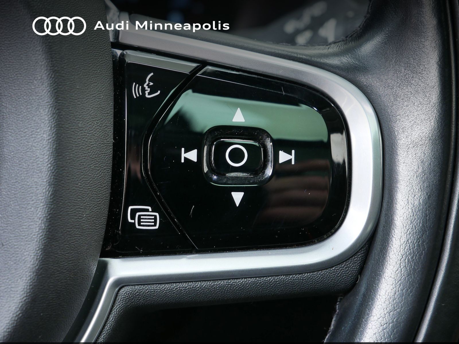 Thumbnail: 2018 Volvo XC90 - 22