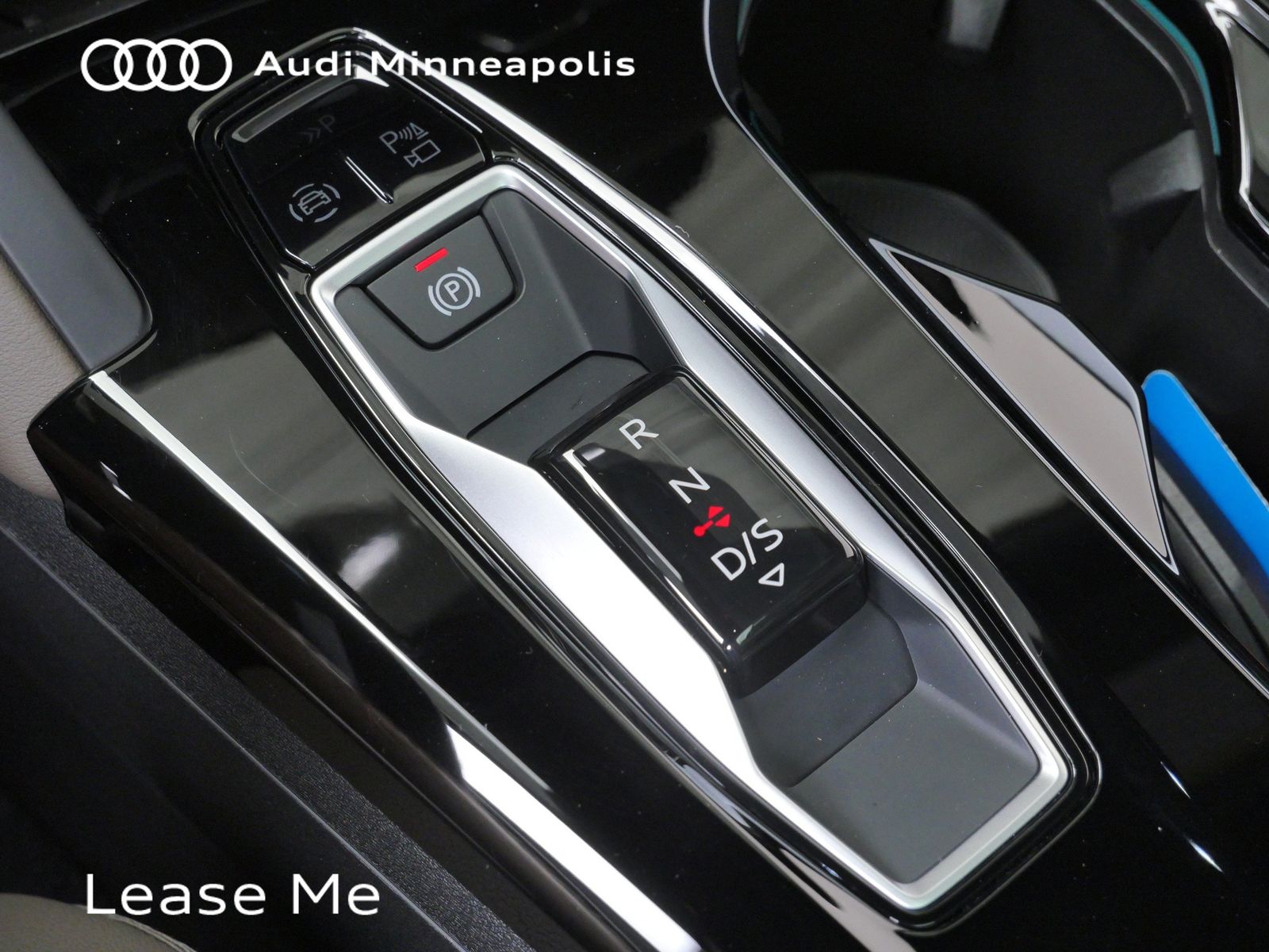 Thumbnail: 2025 Audi Q5 - 26