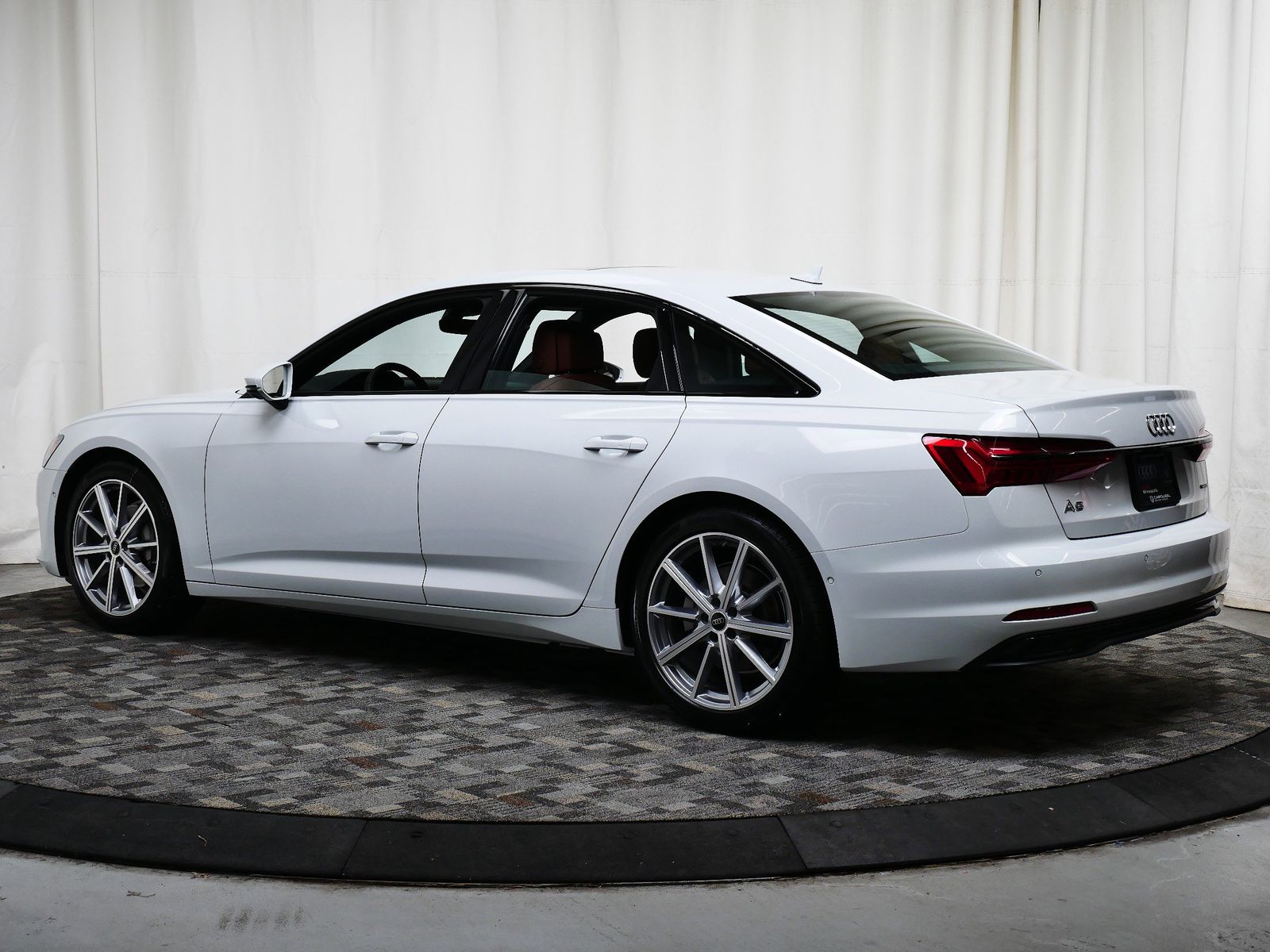 Thumbnail: 2025 Audi A6 - 4